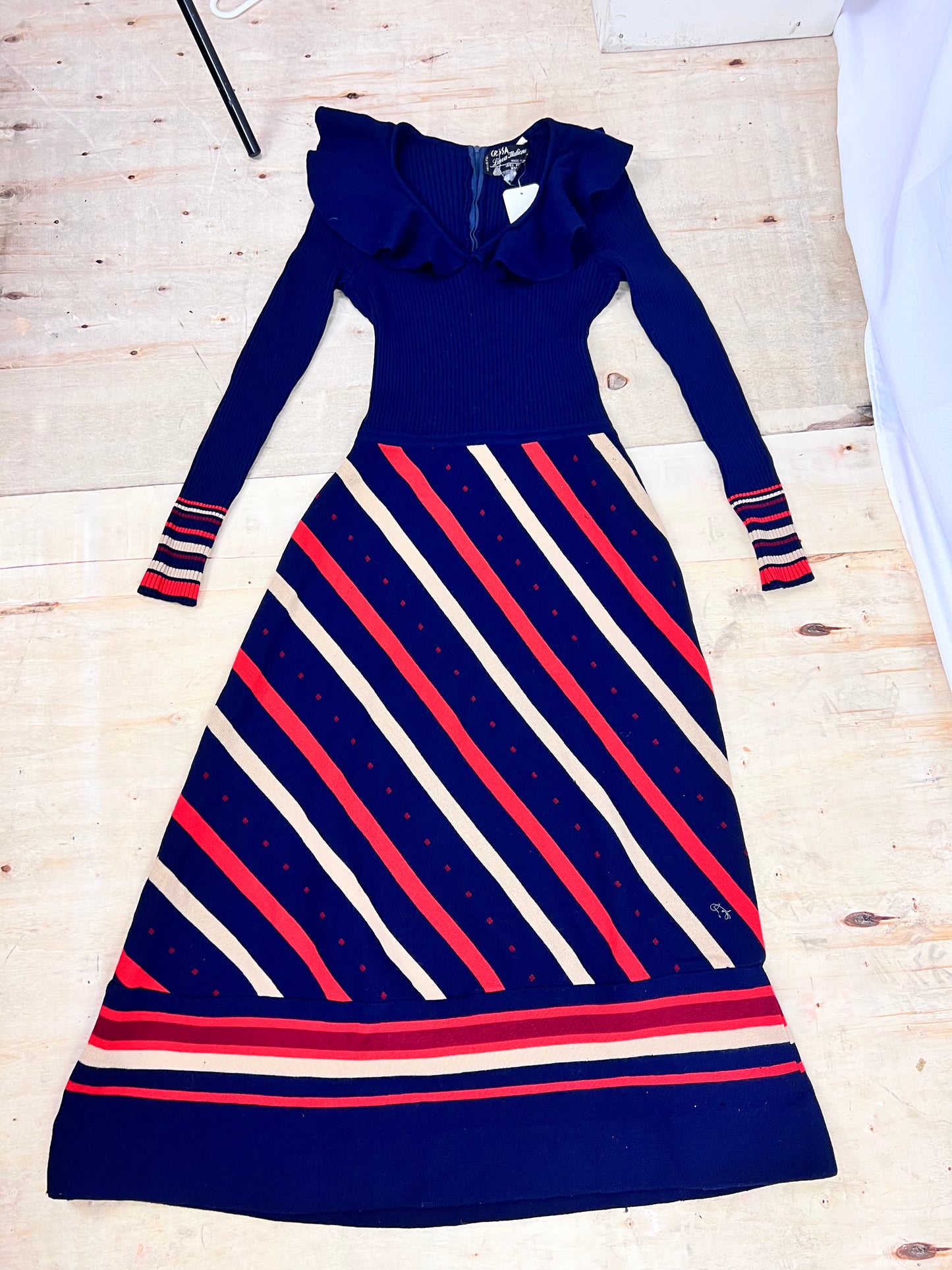 Ladies Vintage Sweater Knit Dress