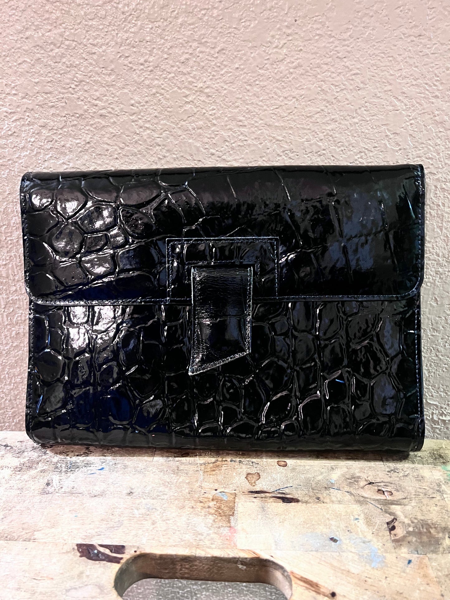 Vintage Black Croc Embossed Vegan Faux Leather Fold Over Clutch Handbag Purse