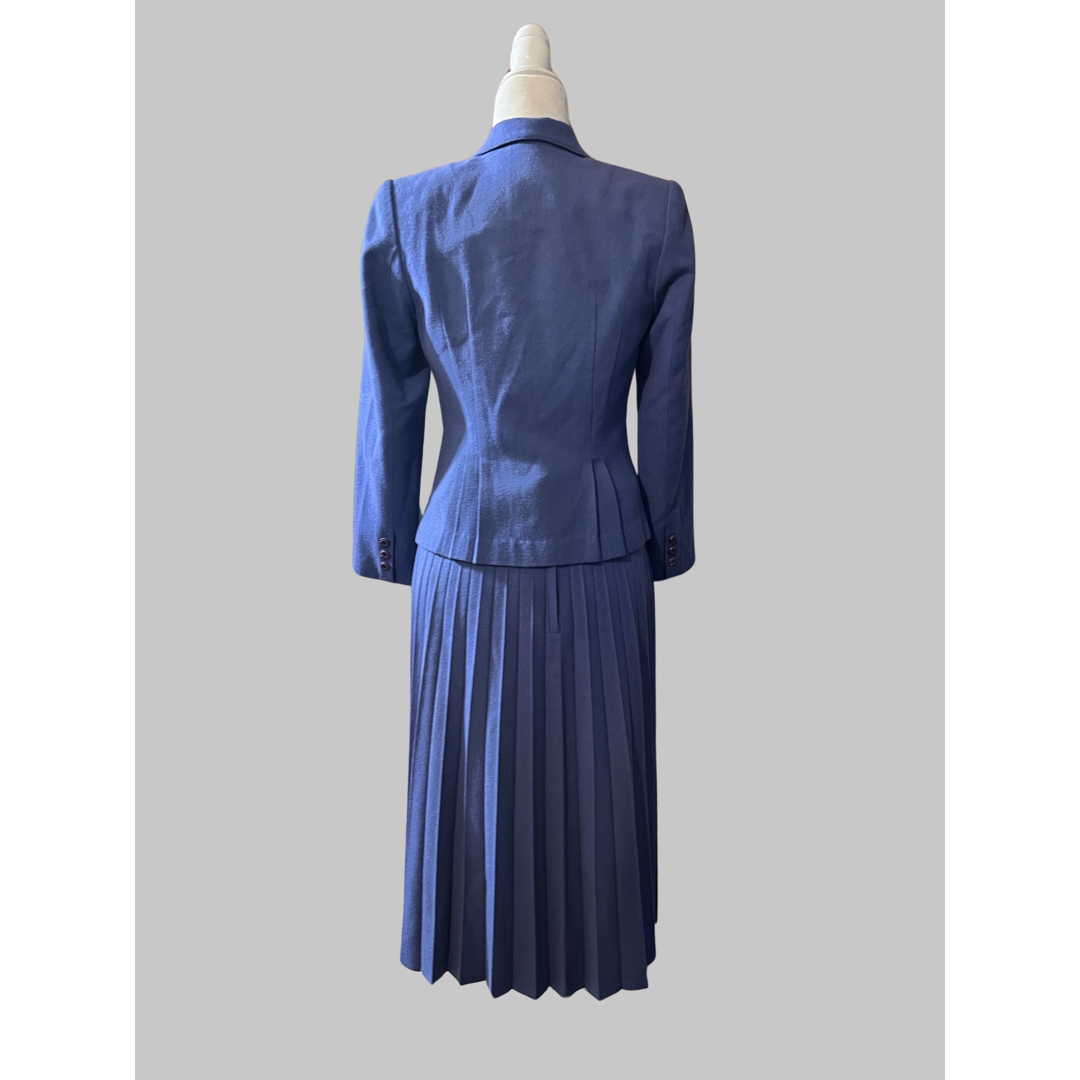 Vintage Worsted Wool 2 Piece Pleated Skirt Suit